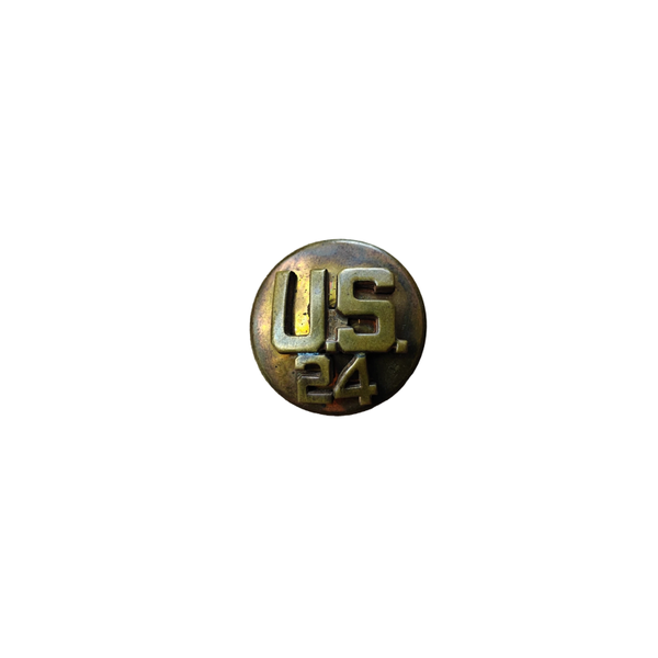 WWII US Collar Disc U.S. 24