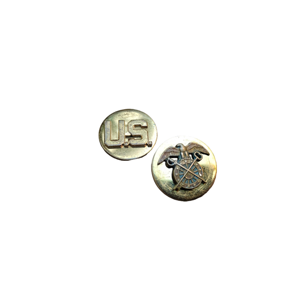 WWII US Collar Disc Set Quartermaster Corps