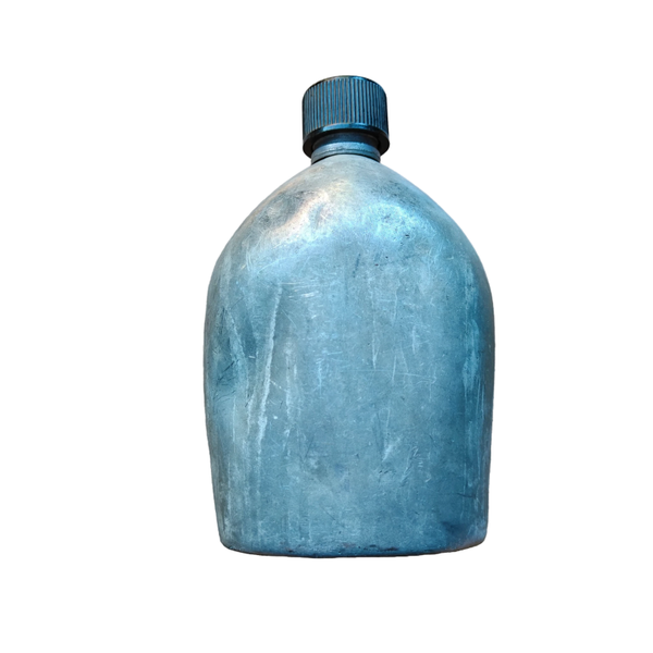 WWII US Canteen 1945