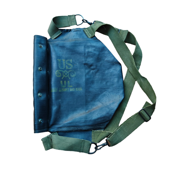WWII US Assault Gas Mask Bag