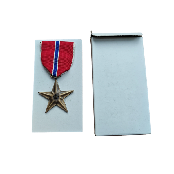 WWII US Bronze Star Medal In Box