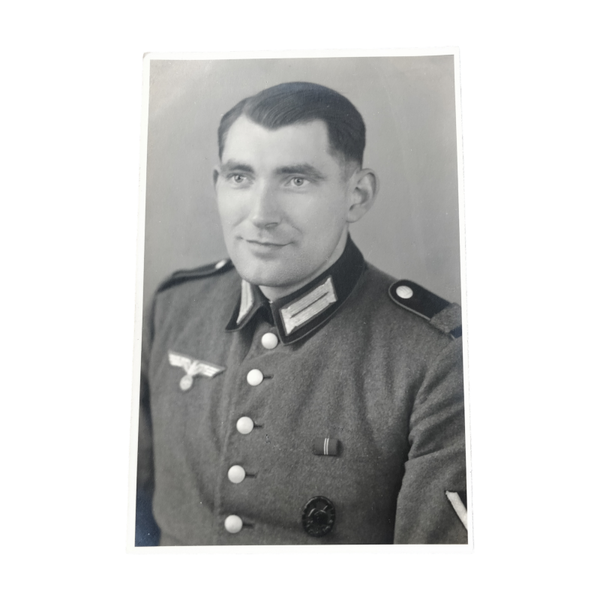 WWII German Portrait Photograph Gefreiter VWA