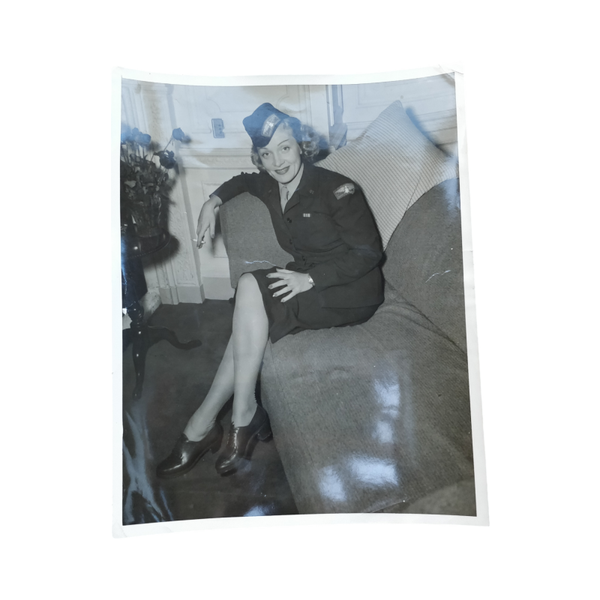 WWII US Press Photograph Marlene Dietrich USO Camp Shows