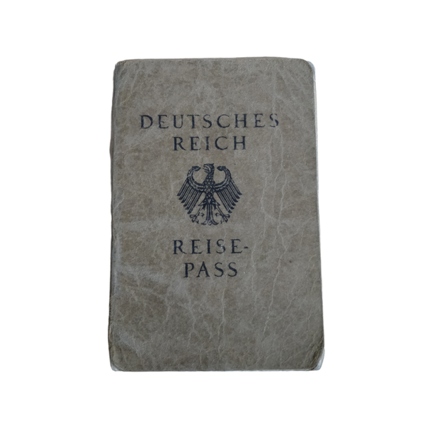 WWII German Reisepass Couple Dusseldorf
