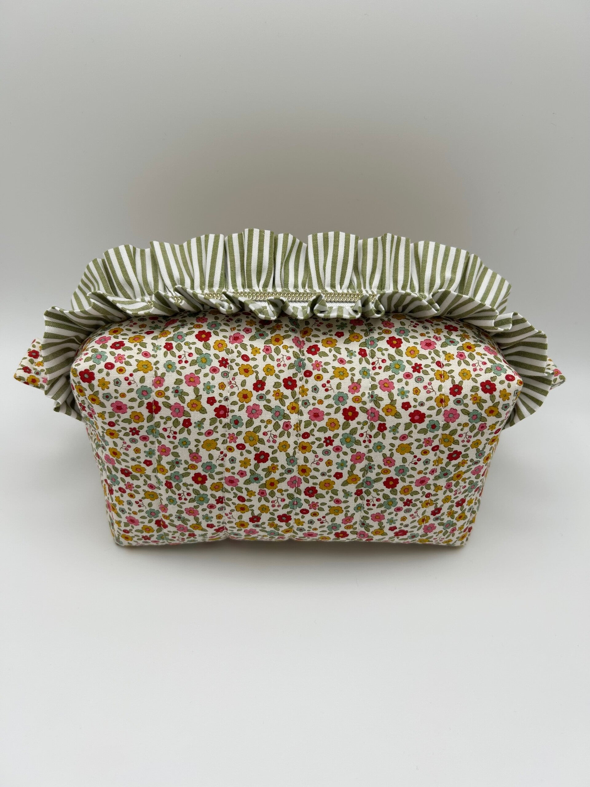 Mae Floral Wash Bag
