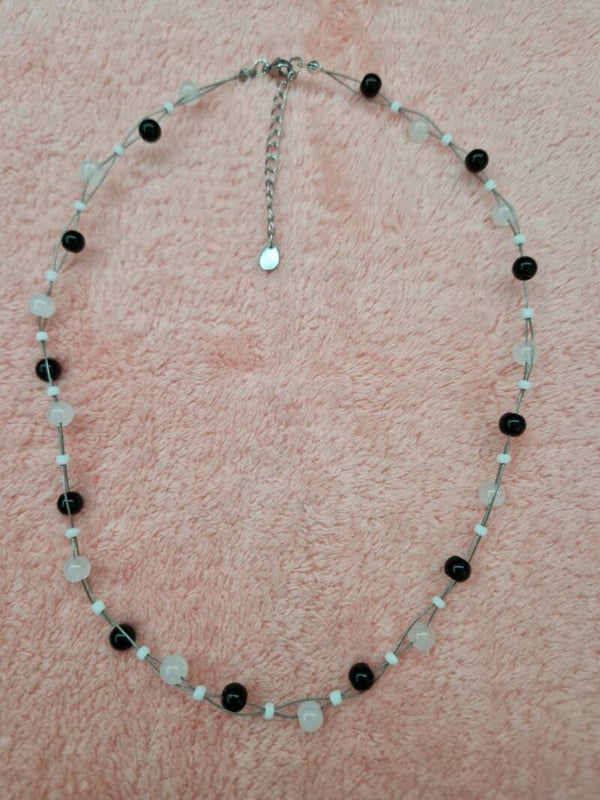COLLIER DE PERLE DE VERRE