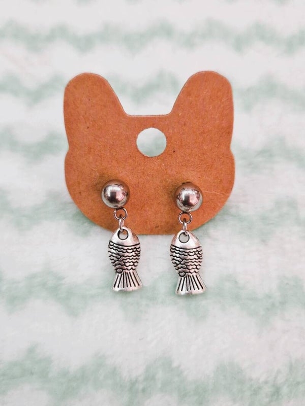 B.OREILLES POISSON EN ARGENT