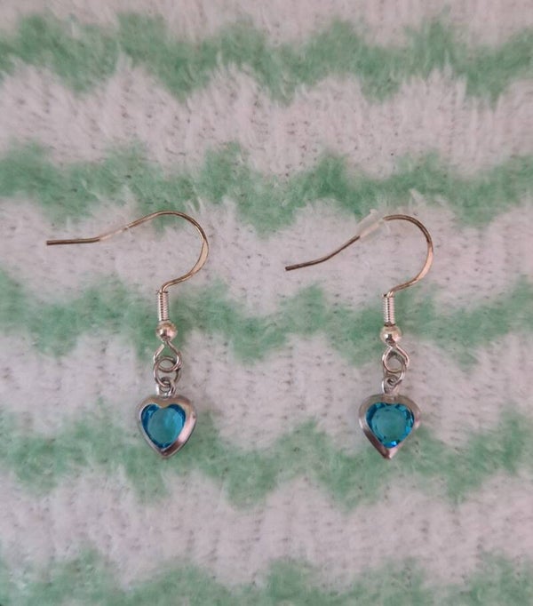 B.OREILLES EN VERRE BLEU ARGENT