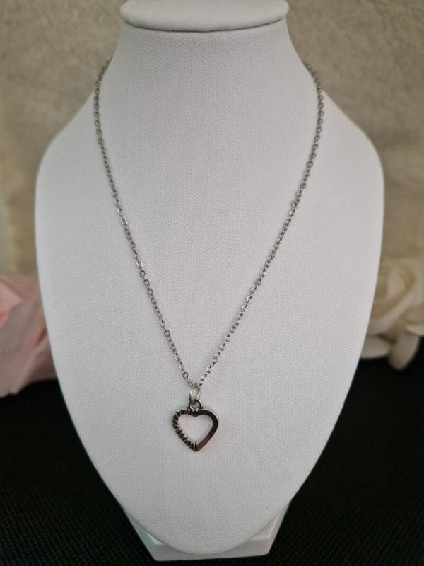 COLLIER COEUR ARGENT