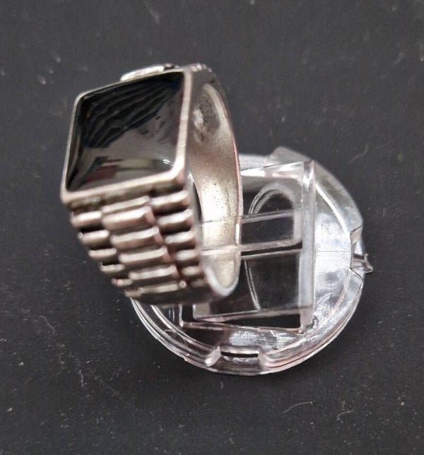 BAGUE CARRE NOIR EN ARGENT