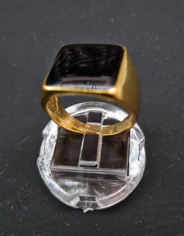 BAGUE CARRE NOIR EN OR