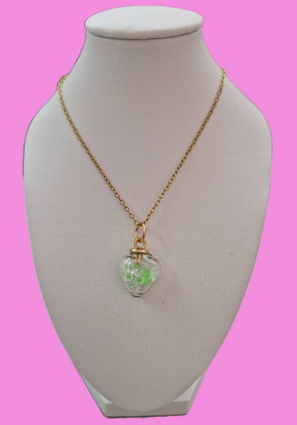 COLLIER COEUR ACRYLIQUE VERT