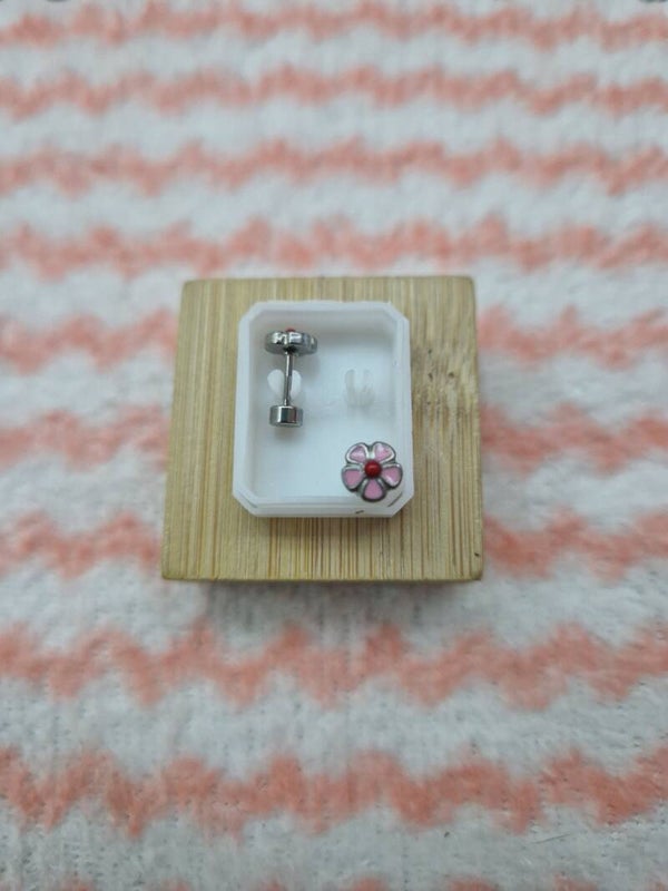 B.OREILLE FLEUR ROSE CLAIRE ARGENT