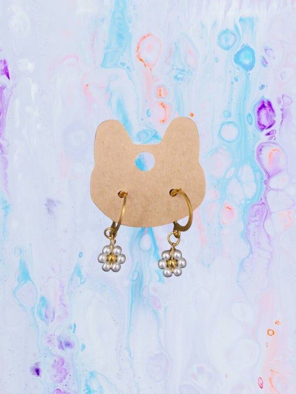 B.OREILLES FLEUR BLANC OR