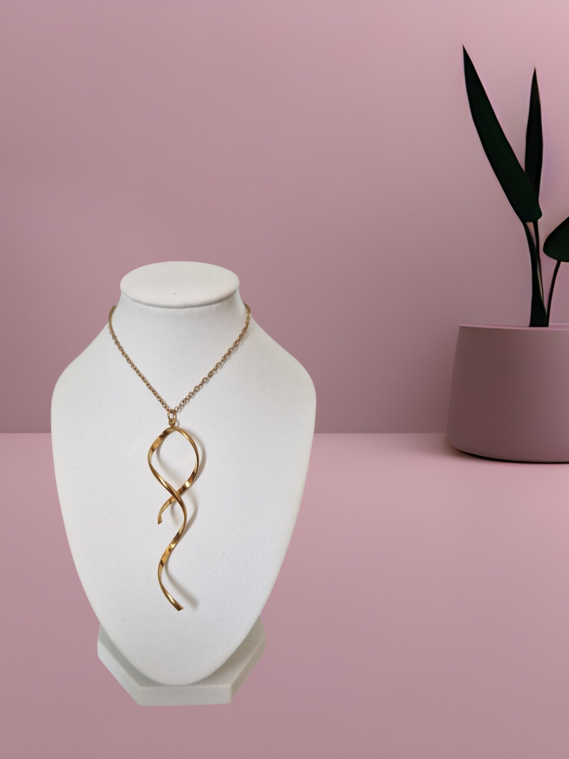 COLLIER TORSADE OR