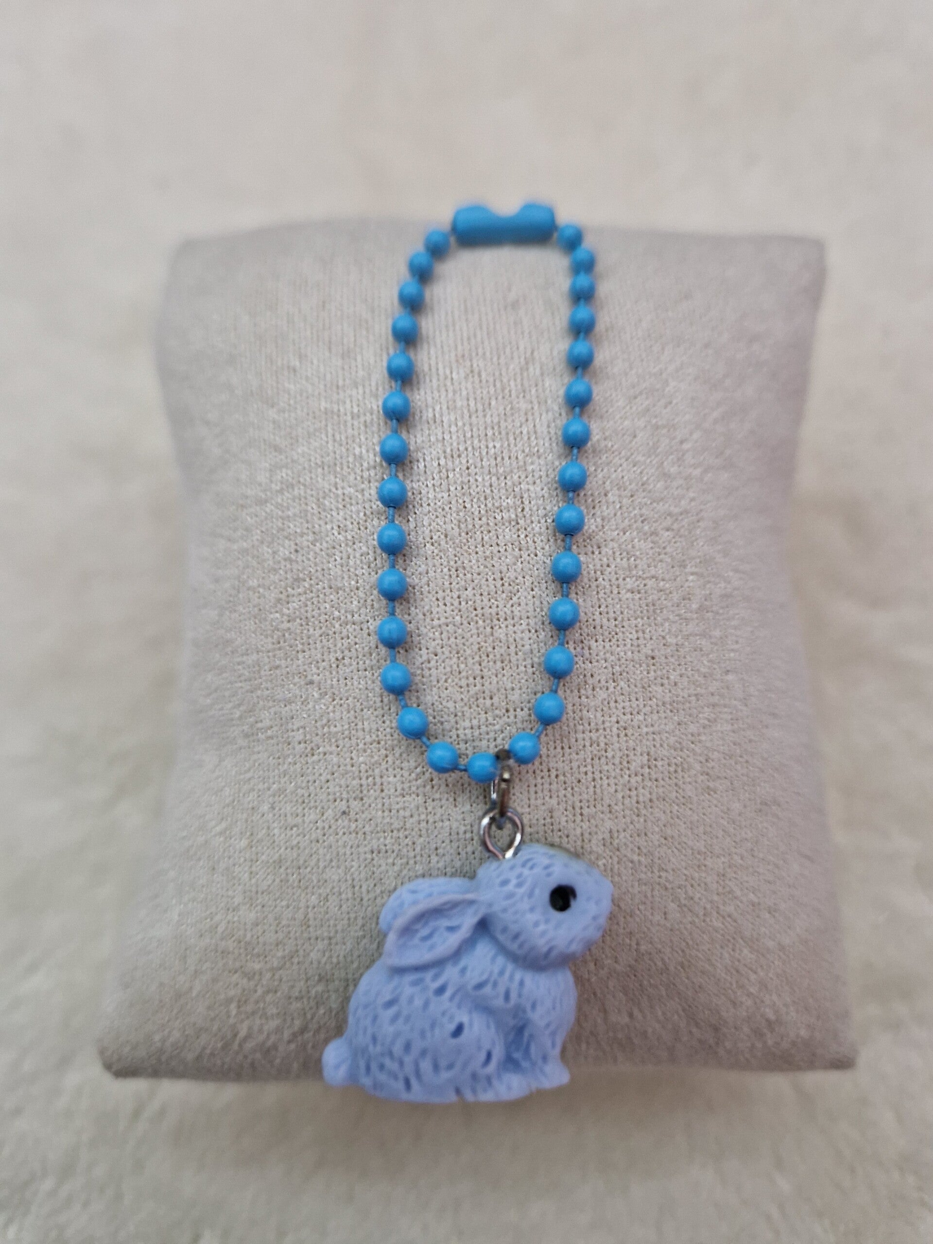LAPIN BLEU