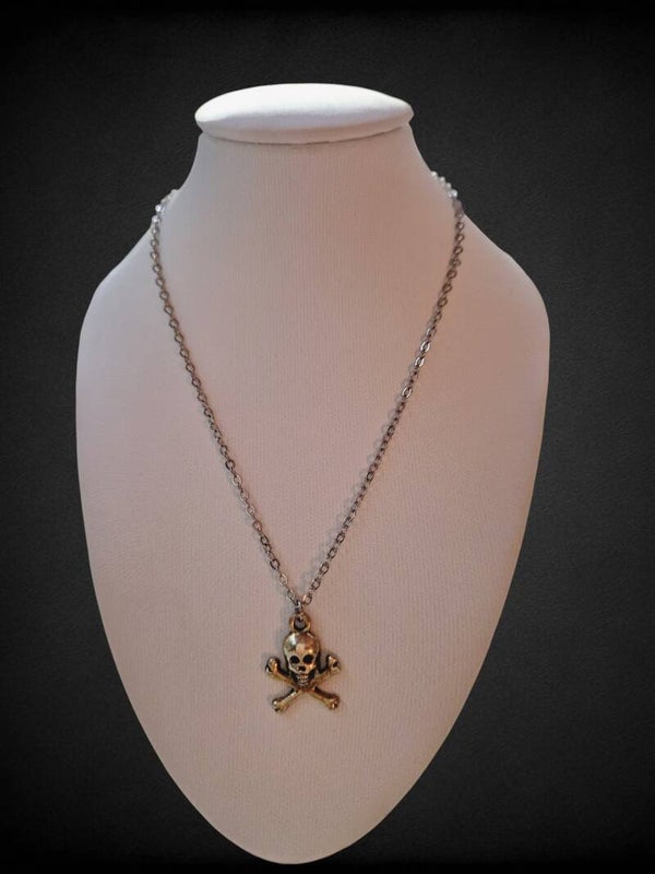 COLLIER PENDENTIF TETE DE MORT EN ARGENT