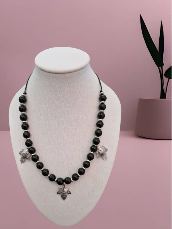COLLIER PERLE DE VERRE FEUILLE ARGENT