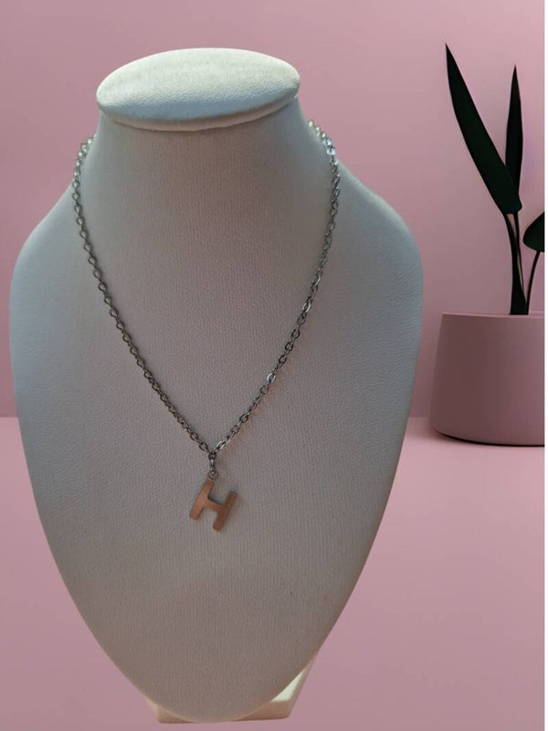 COLLIER LETTRE EN ARGENT