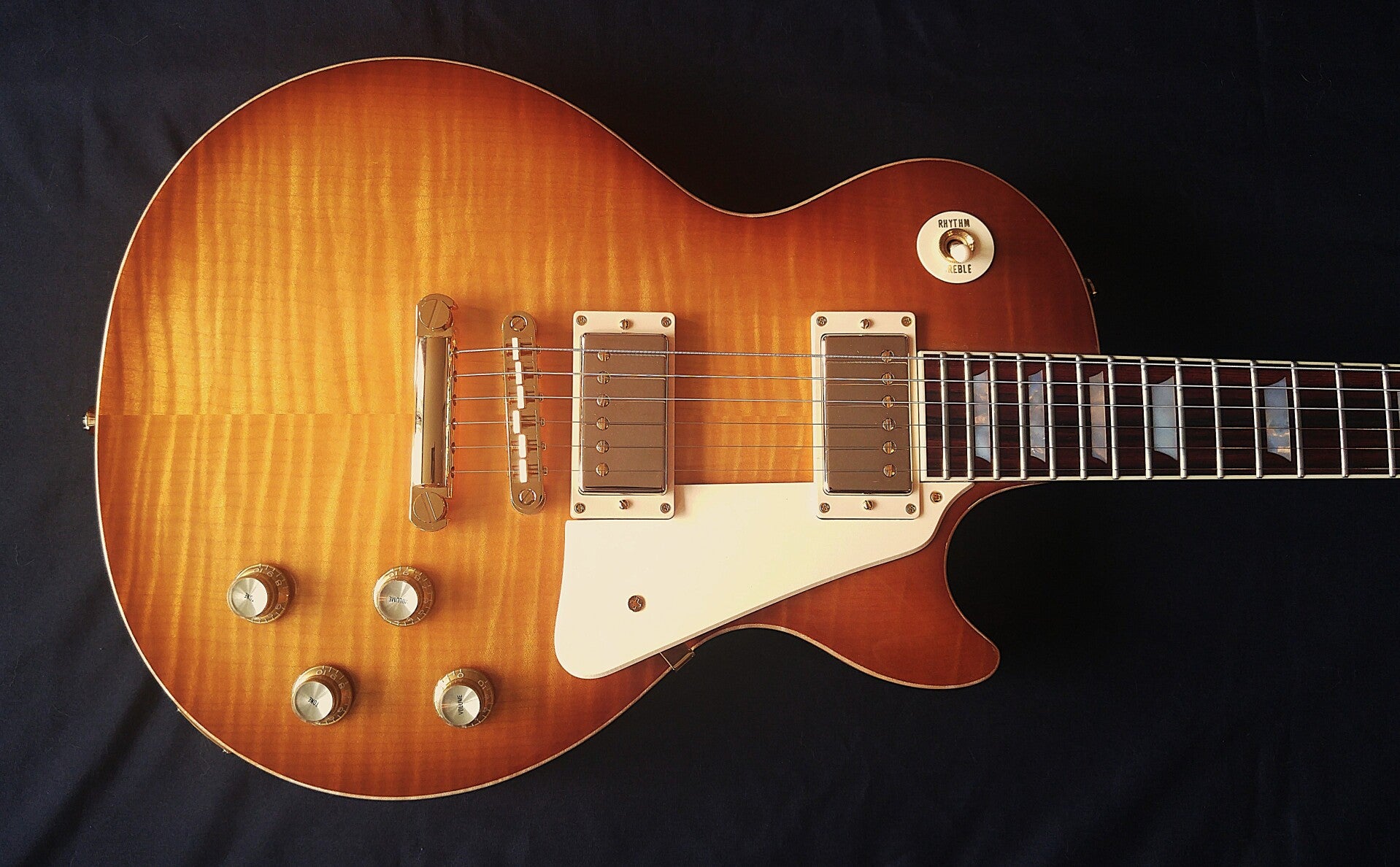 Northwood Guitars single-cut with 5A Flamed Maple carve top and Vintage Sunburst finish