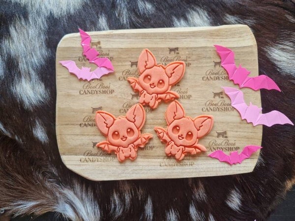 🦇🧡