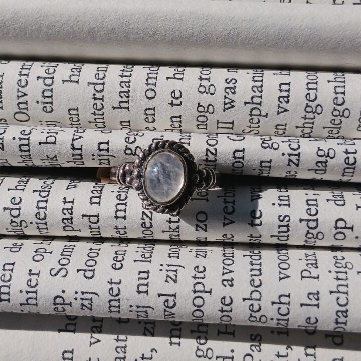 Ring M55 Regenboog Maansteen 925 Sterling Zilver