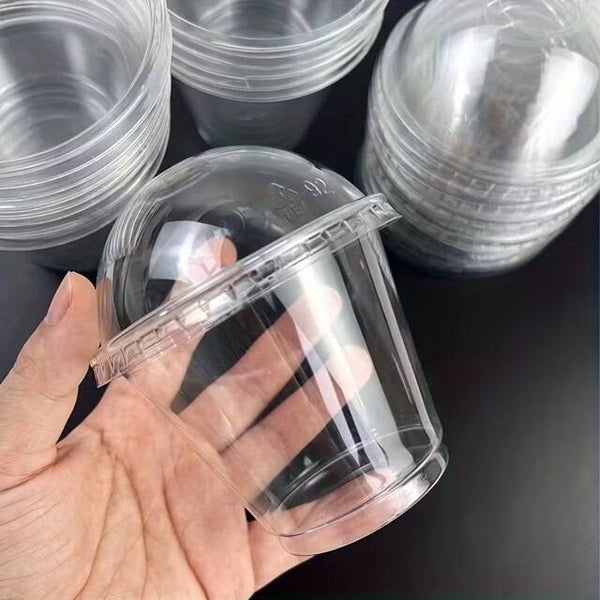 100x Dessert Bekers Plastic - Feestelijke 280ml - Inclusief 100 x Dome Deksel