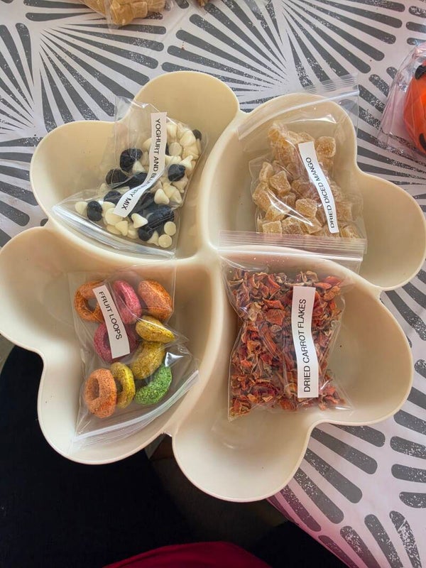 TREAT PLATTER WITH 4 TREATS!
