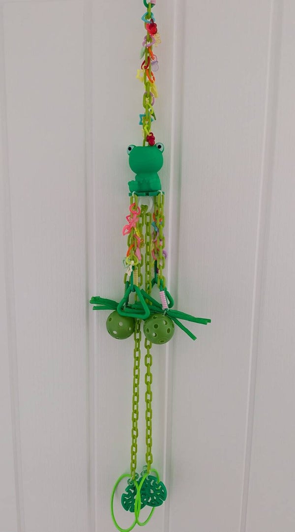 CHARMED ANIMAL PULLEY TOY #38a