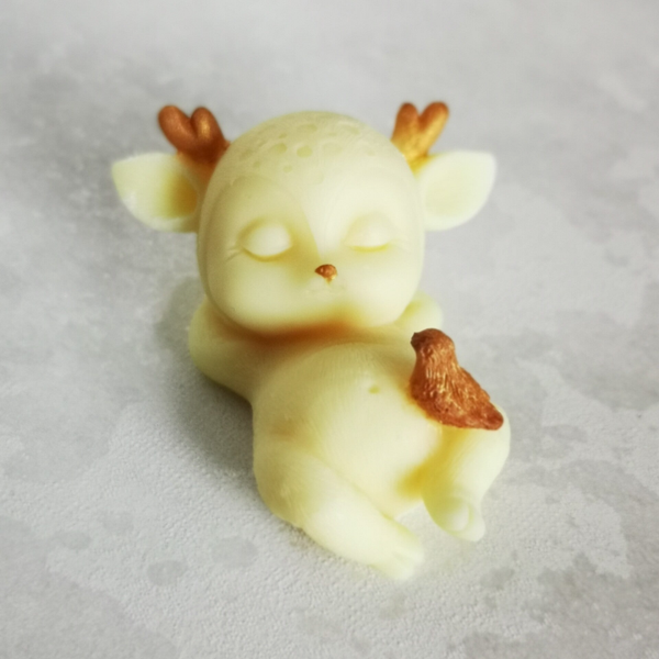 Fondants solides parfumés Cerf jaune pastel et son oiseau doré enchanté
