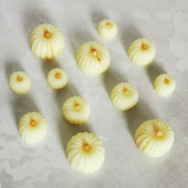Fondants solides parfumés Champs de Citrouille jaune pastel