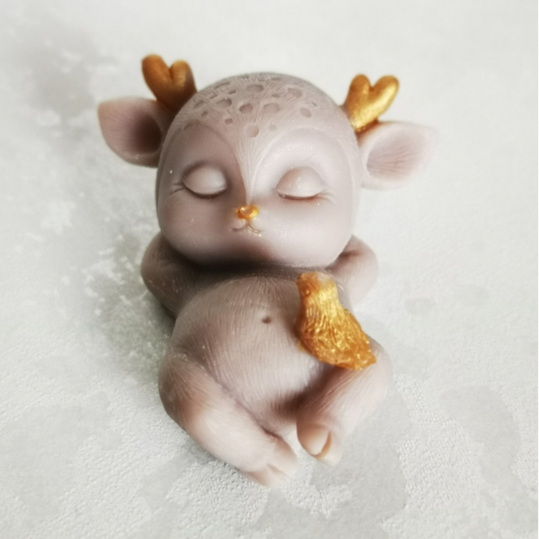 Fondants solides parfumés Cerf beige marronnée et son oiseau doré enchanté