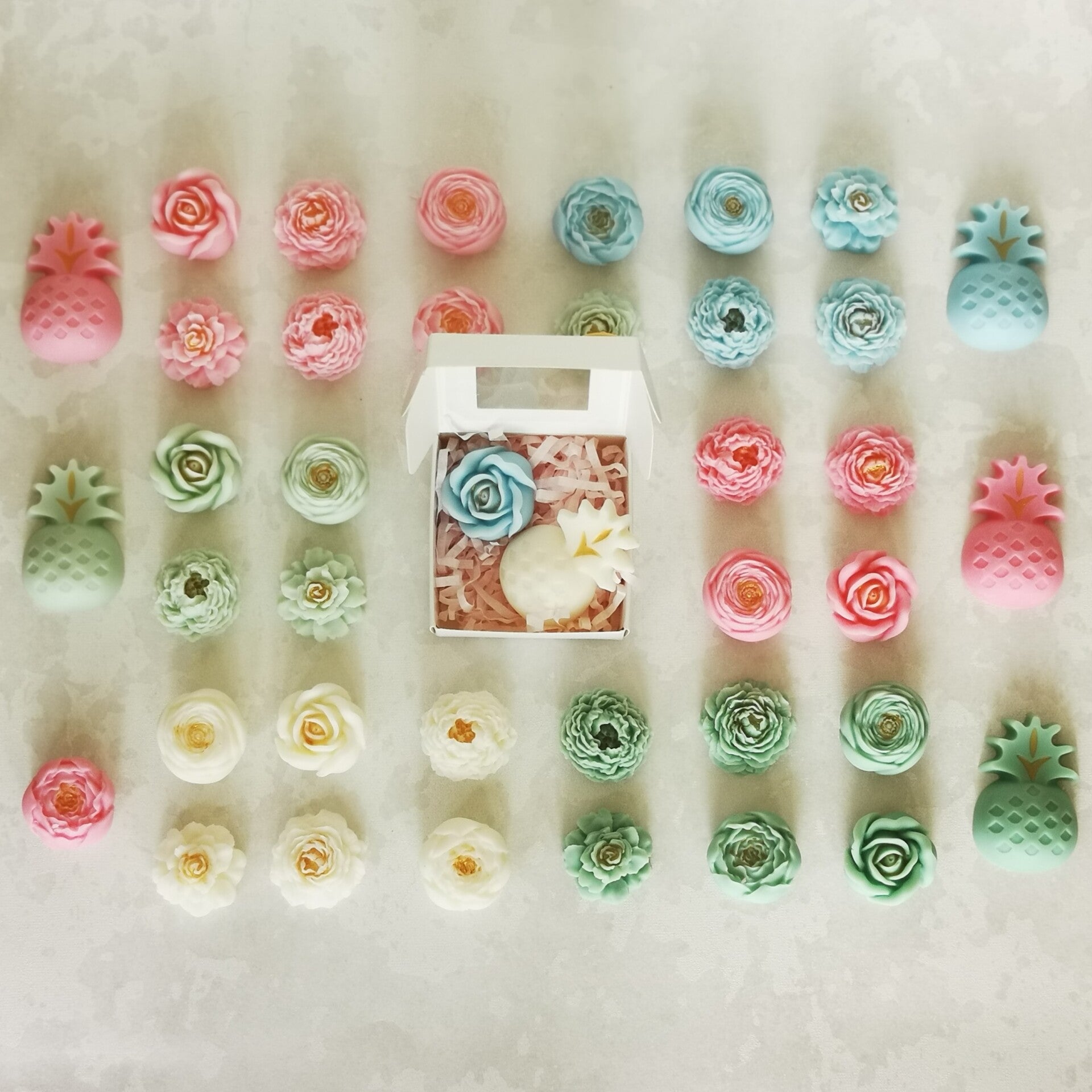 Fondants solides parfumés 1 ananas et 1 petite fleur