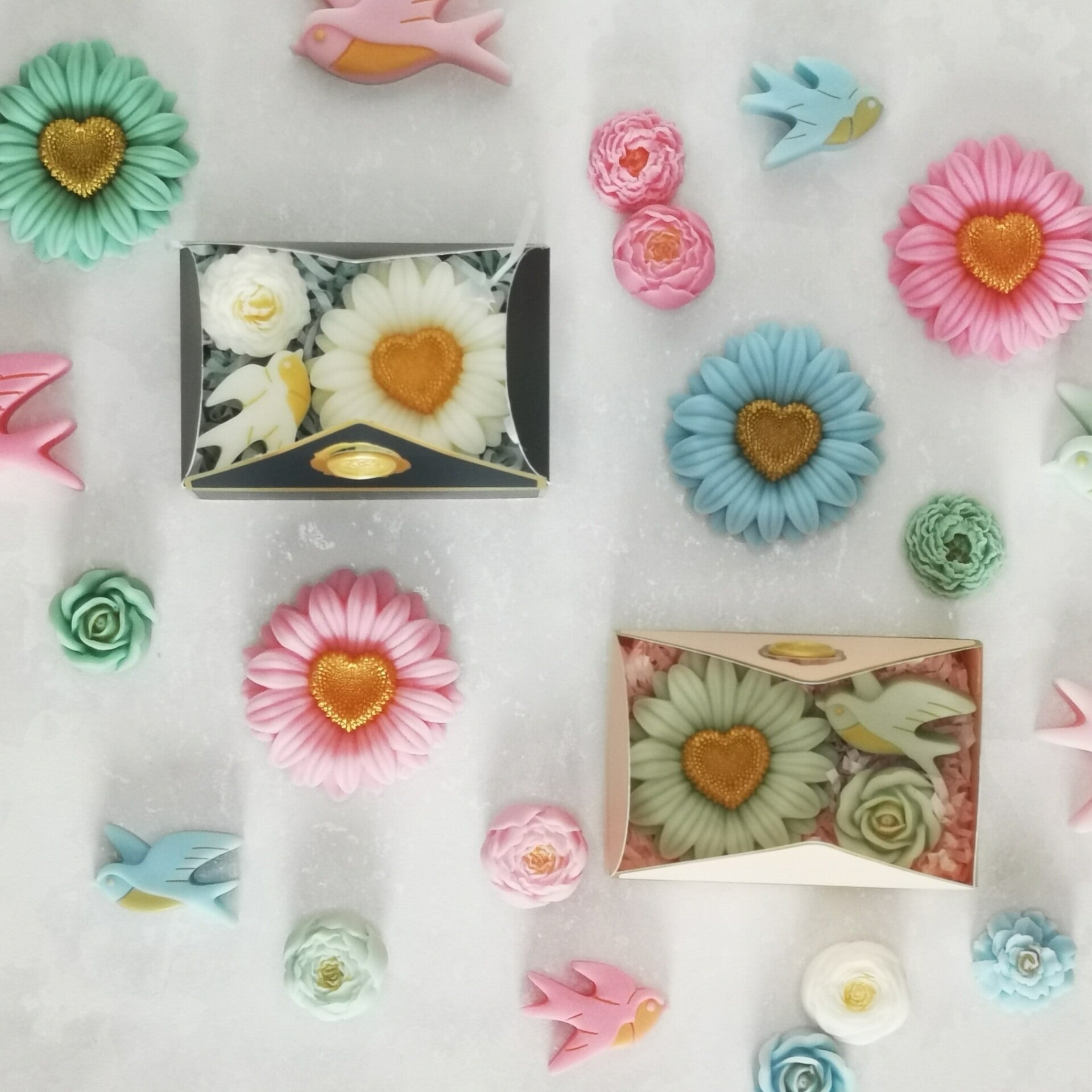 Fondants solides parfumés 1 paquerette coeur, 1 petit oiseau et 1 petite fleur