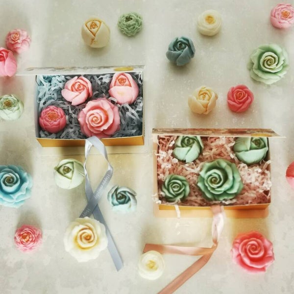 Fondants solides parfumés 1 rose, 1 tulipe courte, 1 tulipe longue et1 petite fleur