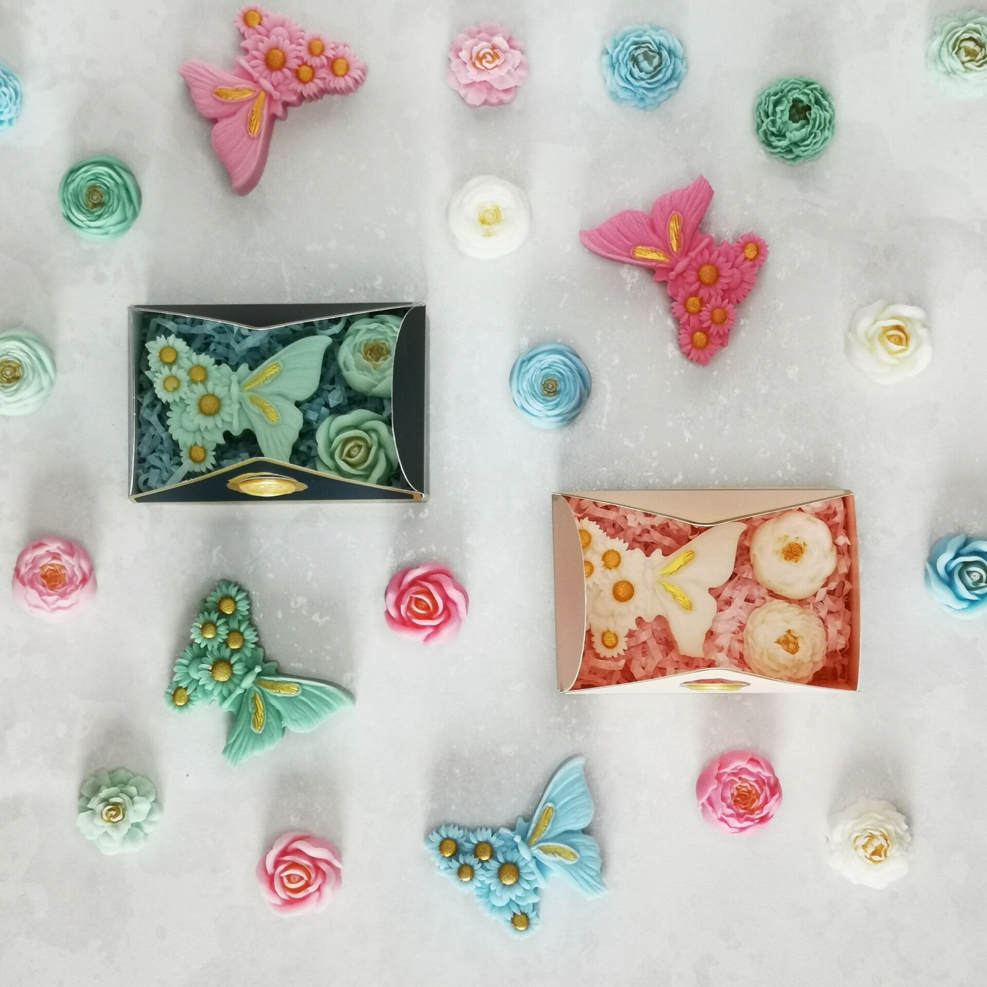 Fondants solides parfumés 1 papillon fleur et 2 petites fleurs