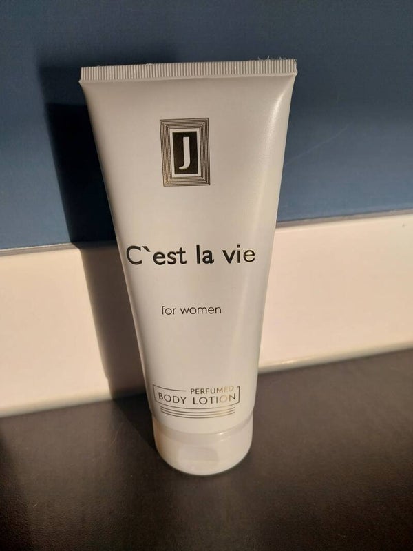 Bodylotion c'est la vie