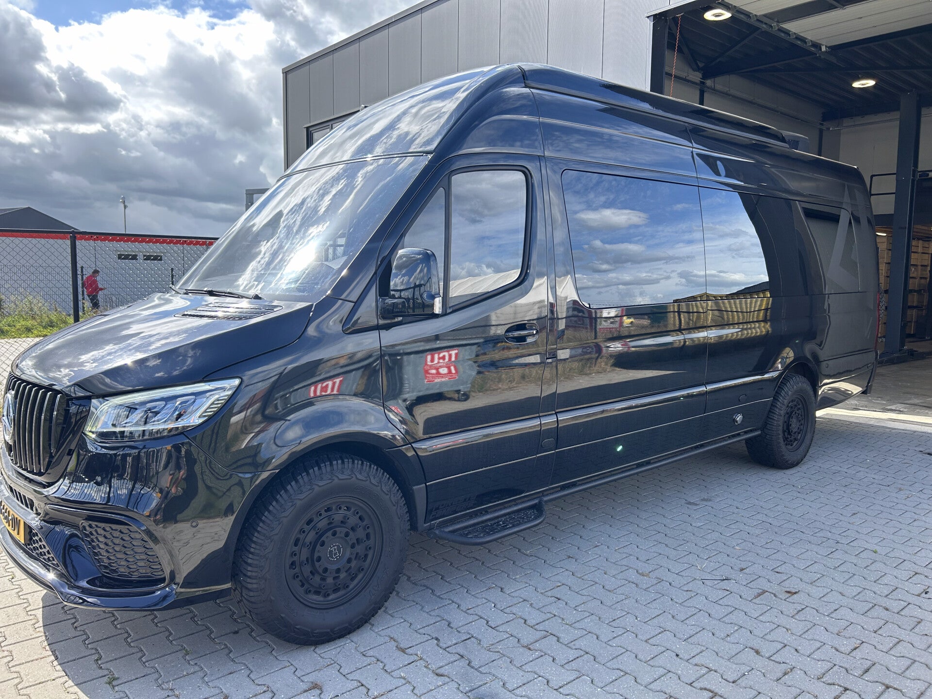 FORESTA 740 SPRINTER 319 3.0 V6 UNIEK SLECHTS 27dKM AMG Pakket