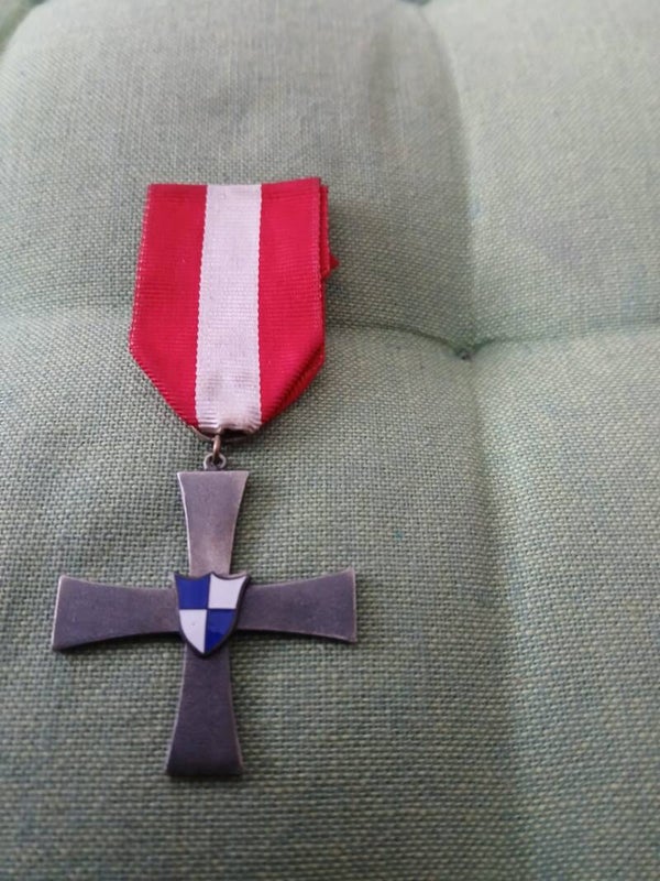 FINLAND* 18th DIVISION CROSS * Continuation War Cross* 1941-1944 -Rare