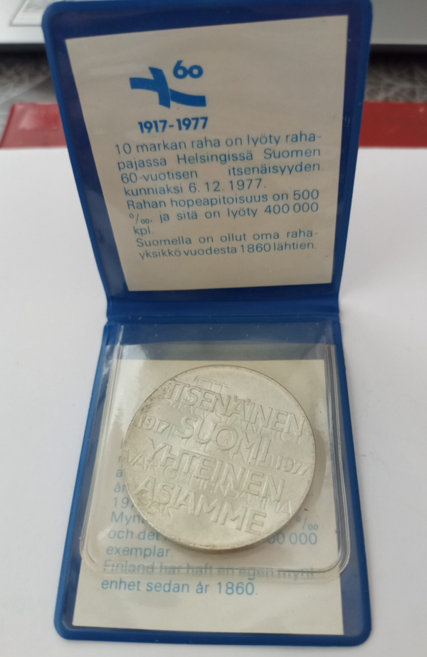 FINLAND *10 markka*   Commemorative Silver Coin *1977-FINLAND -60 year Memory coin *