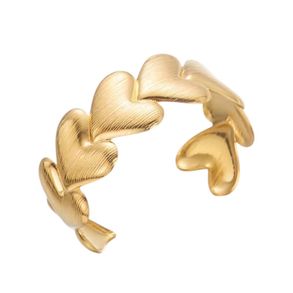 Bold heart bangle