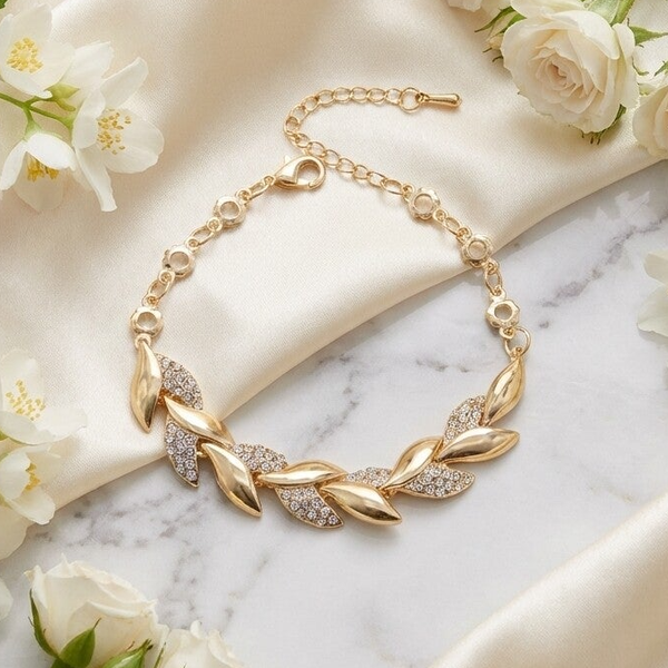 Gold Crystal Leaf Armband