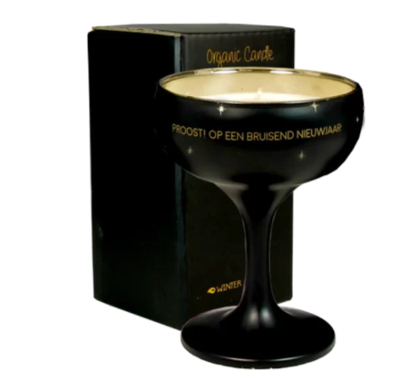 Sojakaars in champagneglas Proost op een bruisend nieuwjaar!