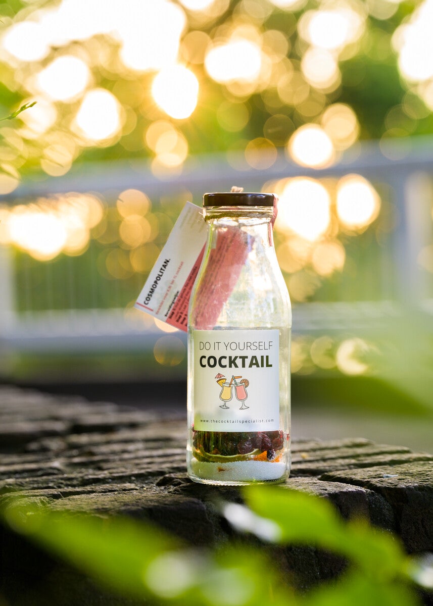 DIY Cocktail Cosmopolitan