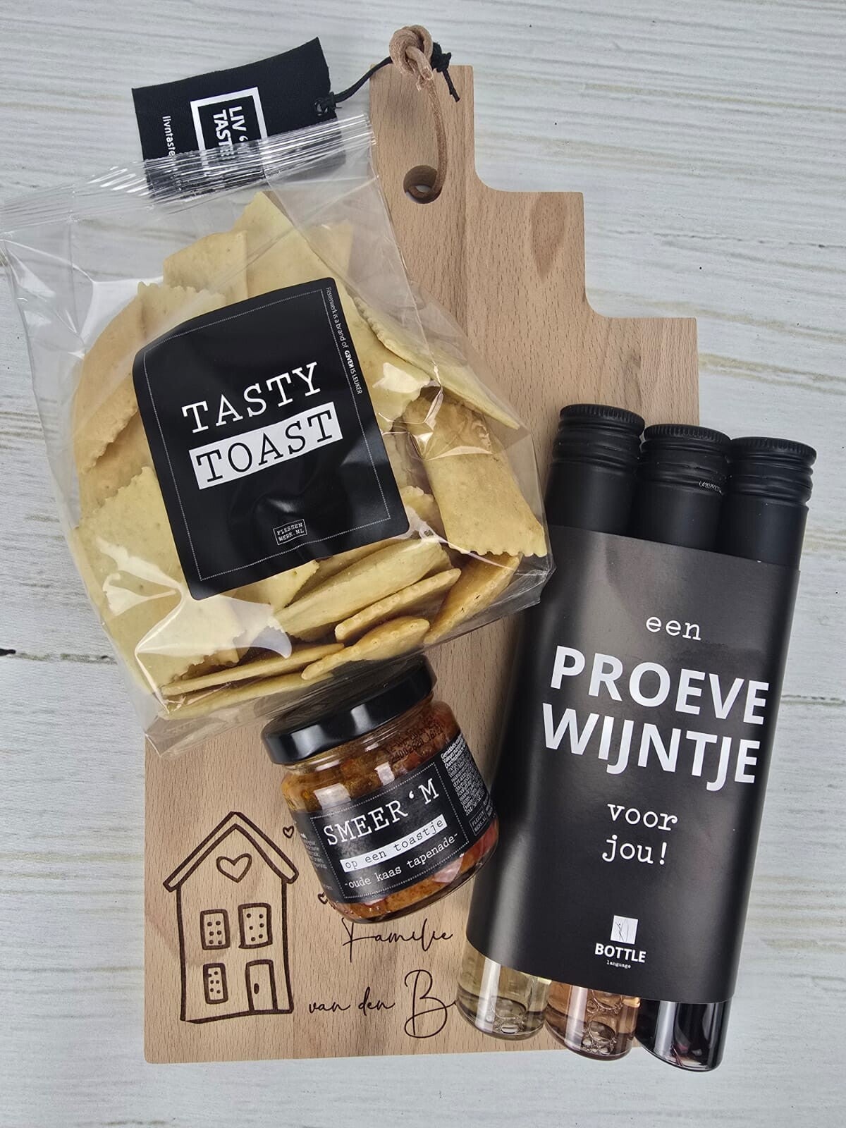 Tapas / kaasplankje Huis Gepersonaliseerd incl gravering (zonder producten)