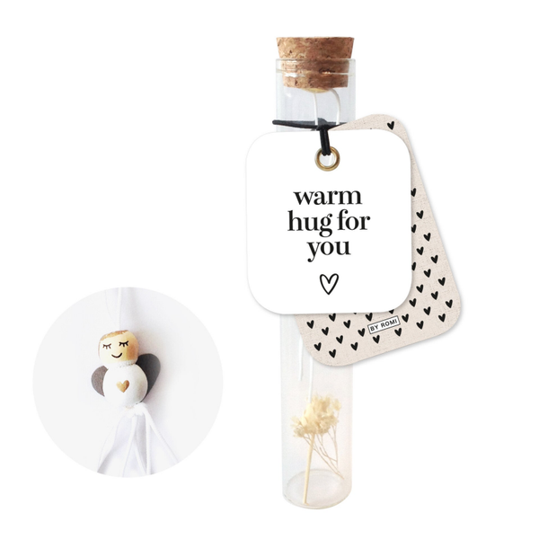 Wensbuisje gelukshanger / Warm hug for you. By Romi