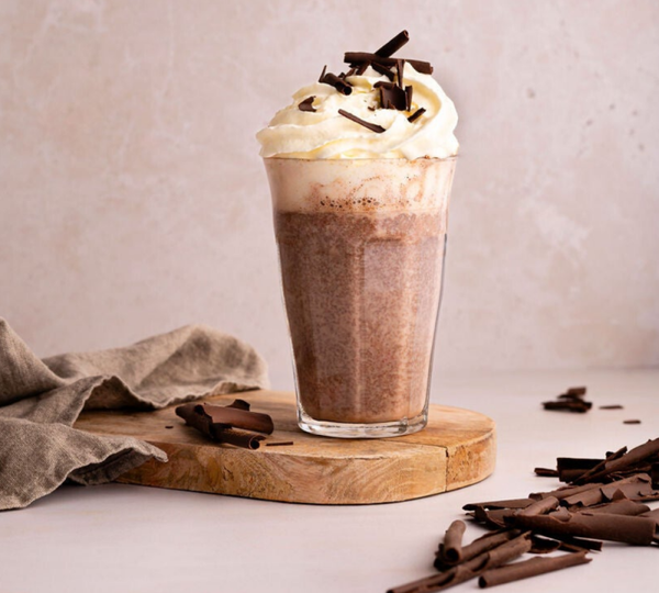 Doe het lekker zelf! DIY chocolademelk in leuk flesje.