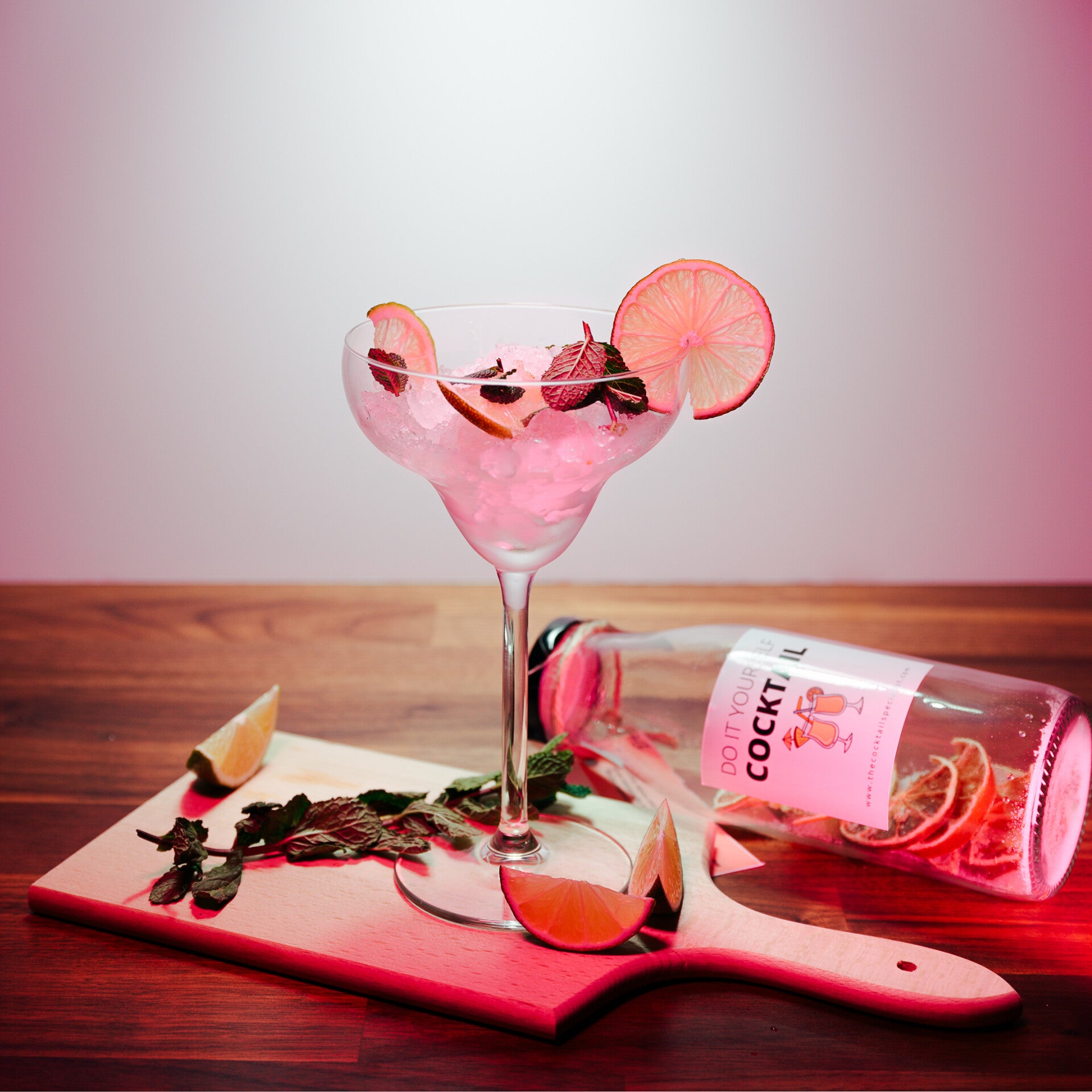 DIY cocktail Strawberry Margarita