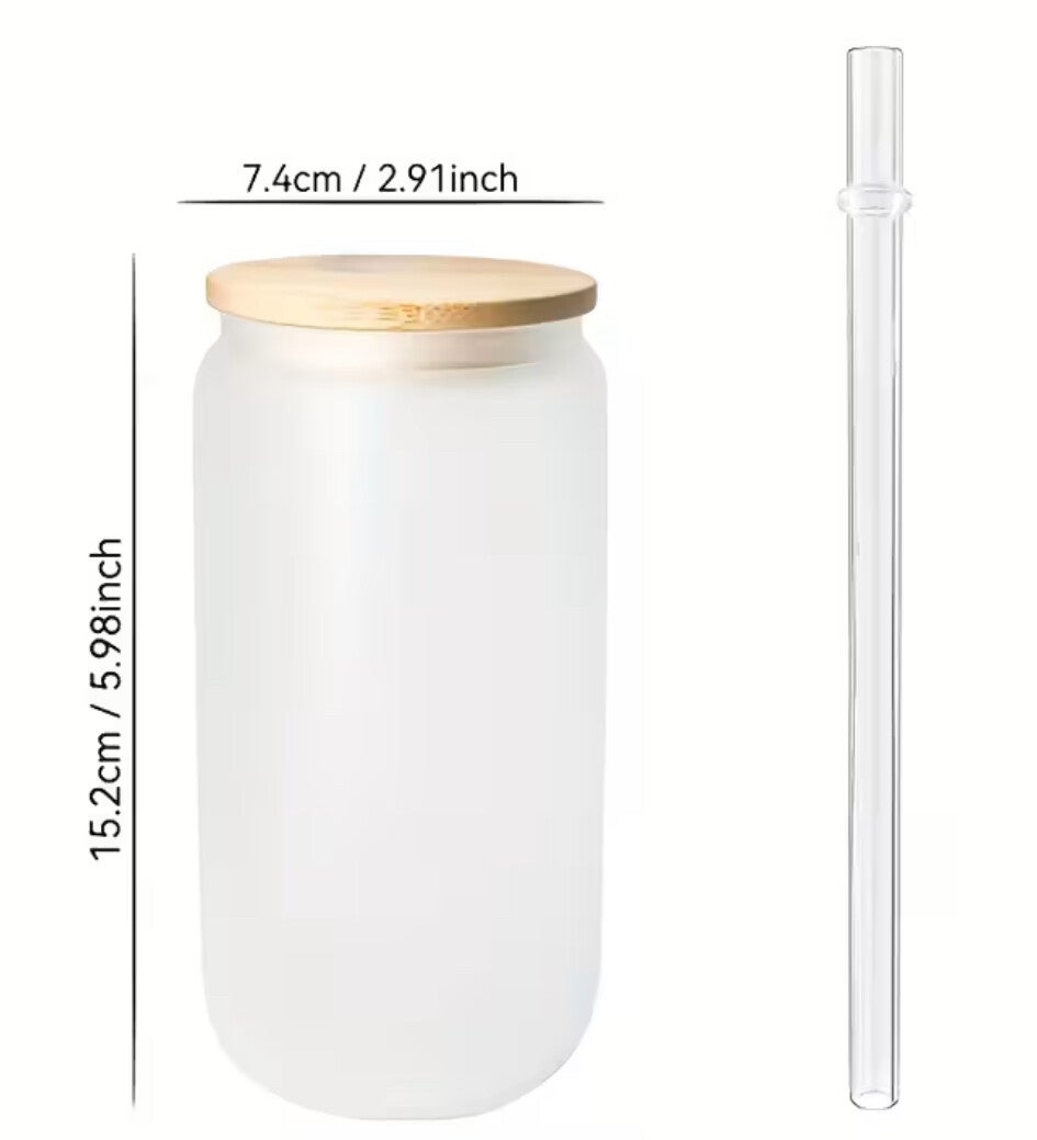 Plastikbecher mit Deckel und Strohhalm (milchig)