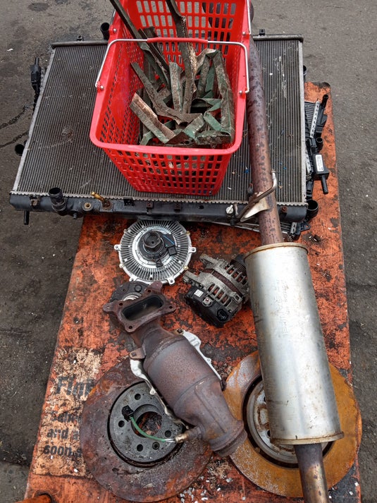 Picture of car parts. Junk metal pick up for auto mechanics